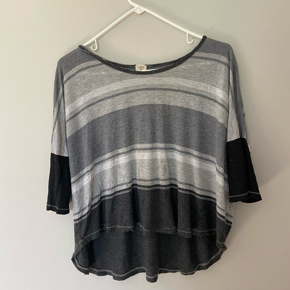 Striped oversized crop tee - Picture 1 of 3